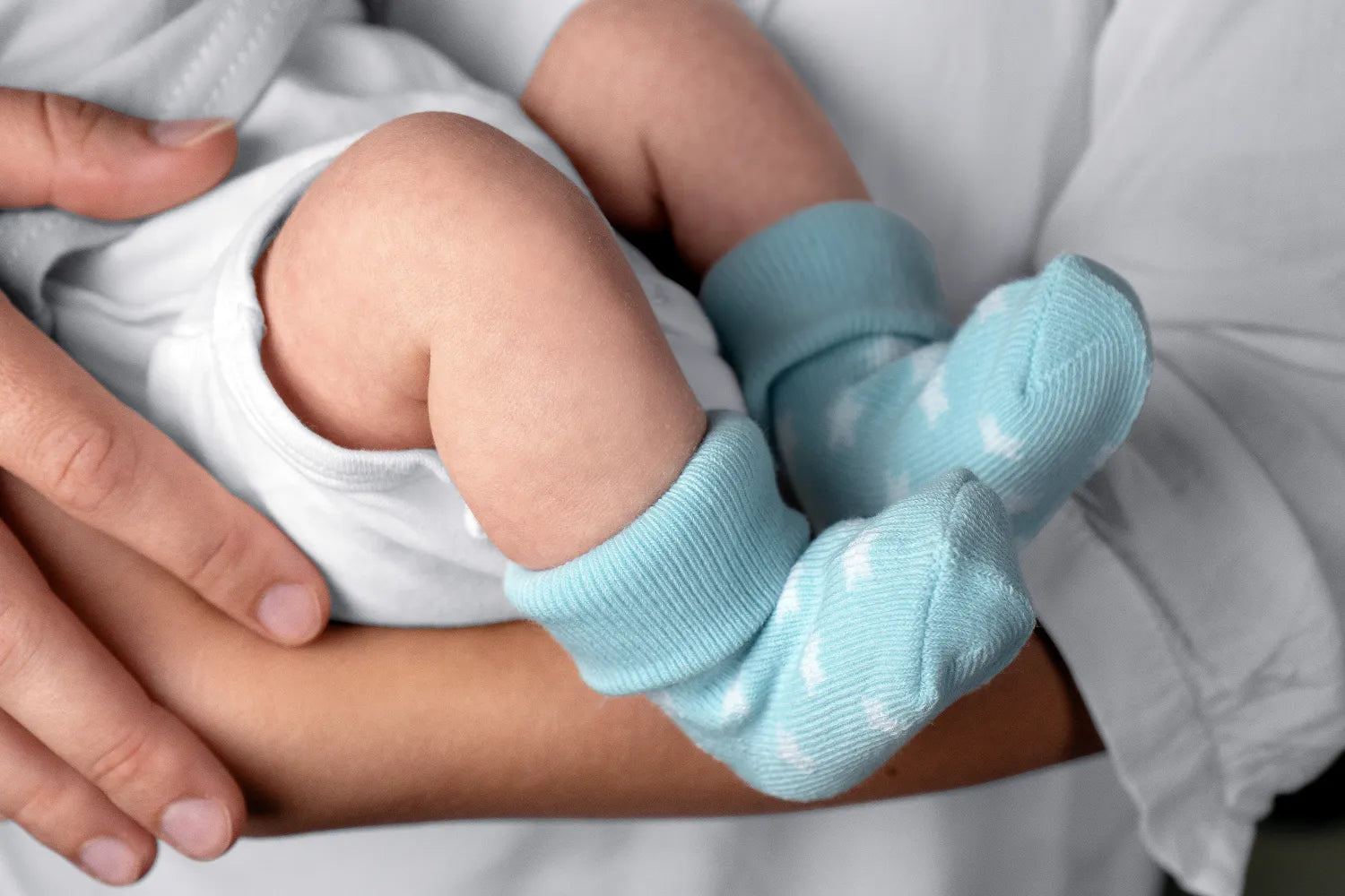 Geschenke zur Geburt: Was schenkt man einem Neugeborenen?